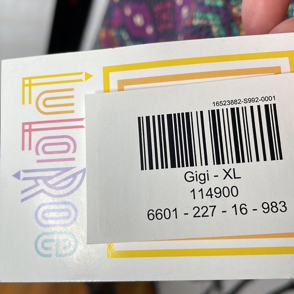 Clearance LuLaRoe Gigi fitted top XL - Picture 4 of 5